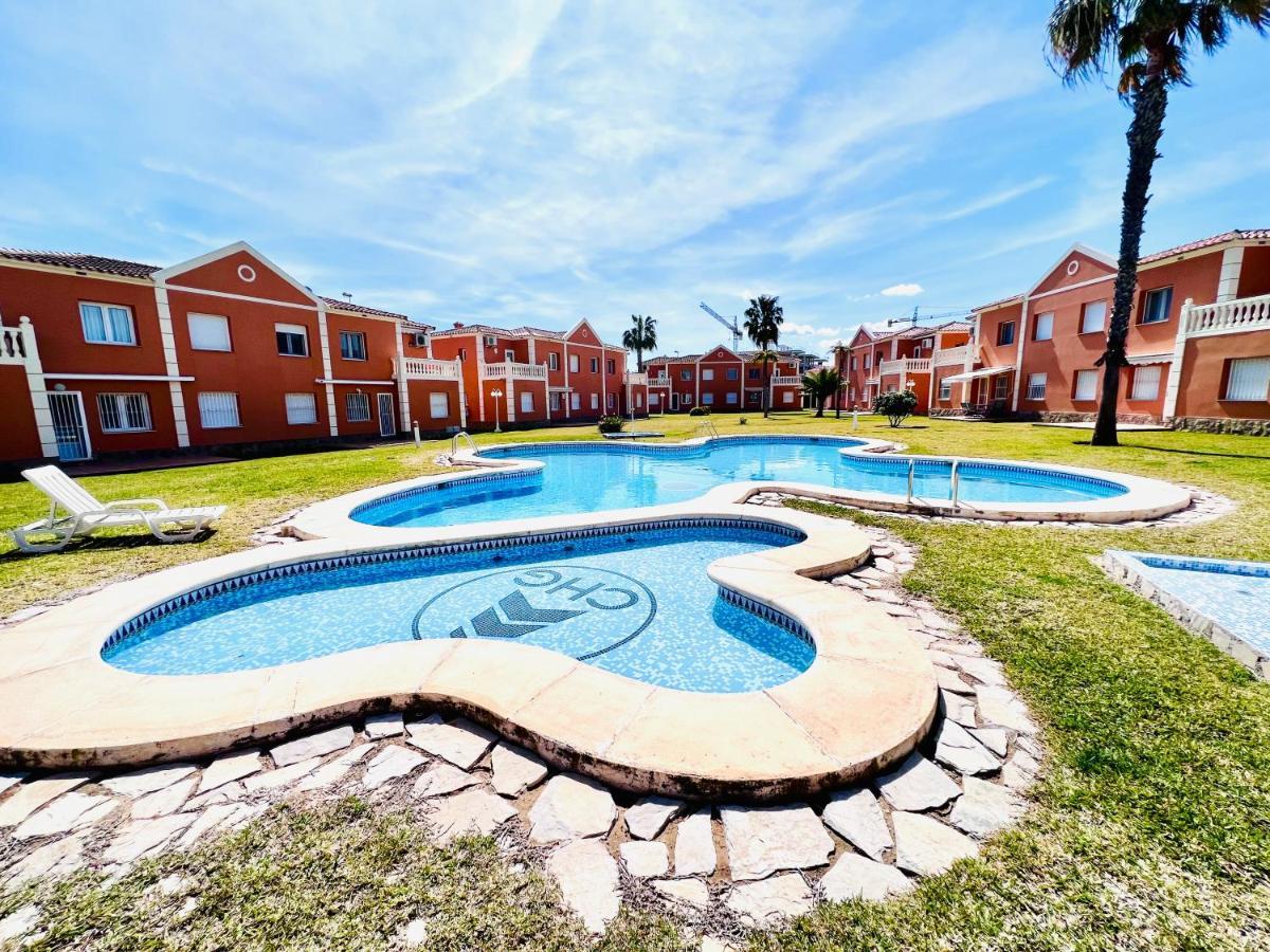 Oliva Nova Beach & Golf Resort Club Sevilla VI Extérieur photo